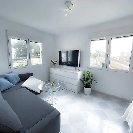 Aparthotel La Zenia House *