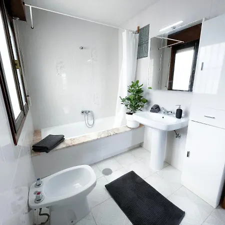 Apartahotel La Zenia House
